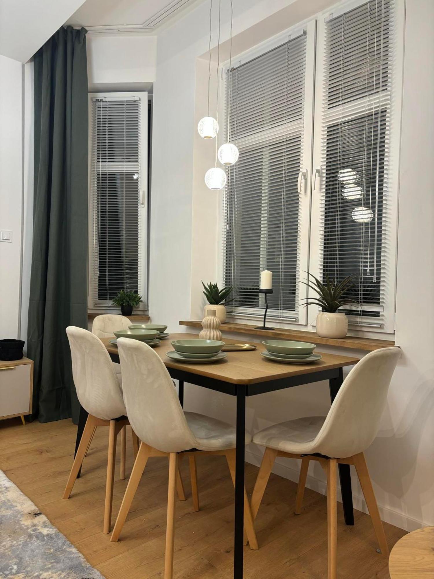 Apartament Pod Wieza 1 瓦乌布日赫 外观 照片